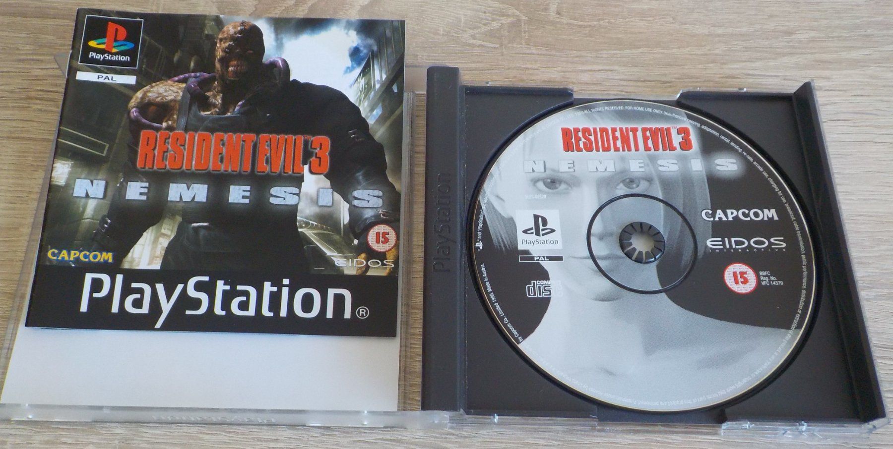 Sony Giochi: RESIDENT EVIL 3  - NEMESIS.......Topzustand!!! – Usato da Reinach AG venduto da Masi 2