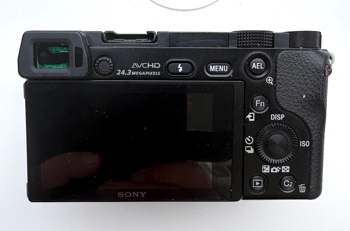 Sony Appareil photo: Sony a 6000 mit Kit Objektiv – D'occasion à Zürich par renme 2