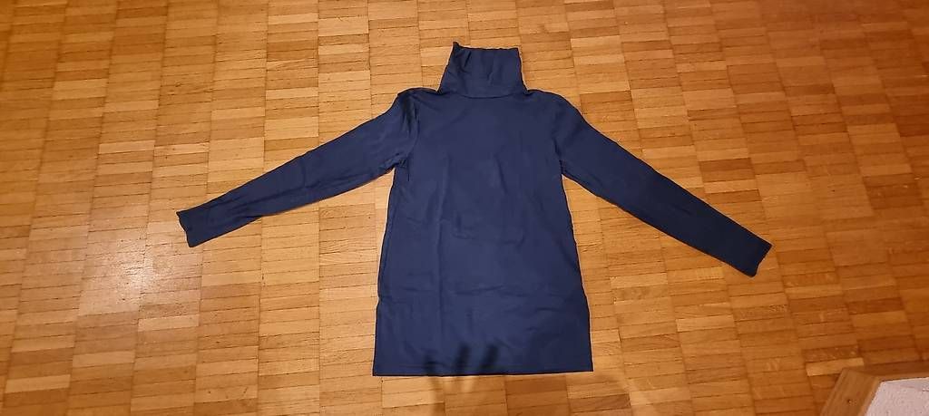 Pulls & Sweat-shirts: Umstandsrollkragenpullover – D'occasion à Untersiggenthal par JJ86sun