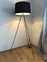 Stehlampe