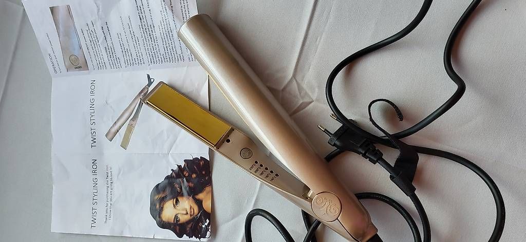 Accessori per capelli: Piastra arricciacapelli – Usato da Medeglia venduto da kat-ugo