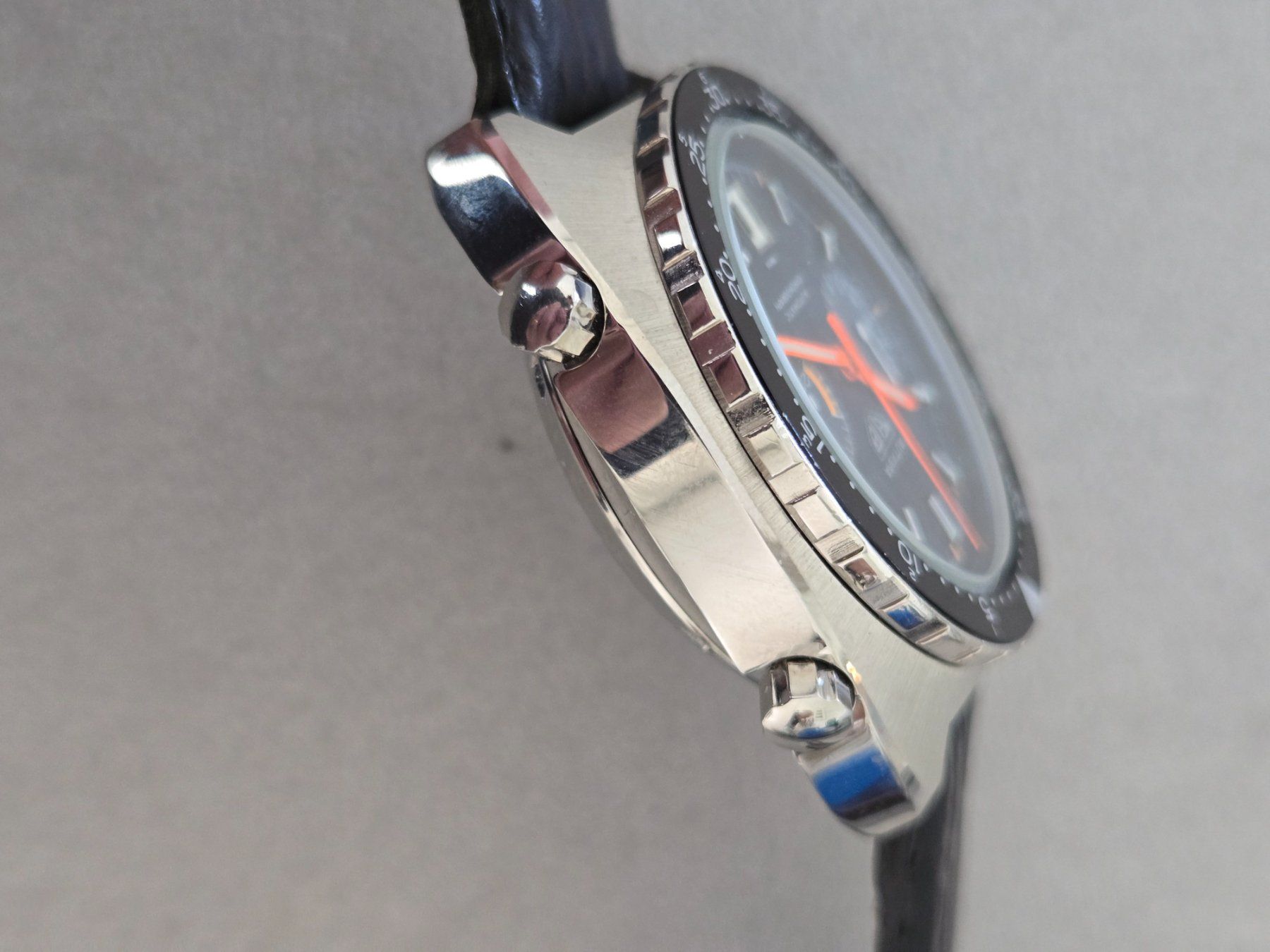 Tag Heuer Orologi: Heuer Autavia "Orange Boy* – Usato da Chabrey venduto da Horology 2