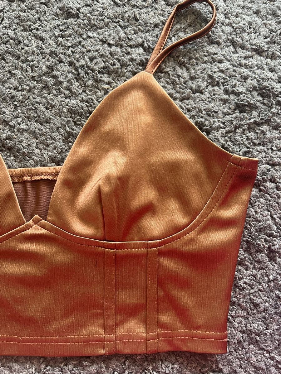 Tops: 🤎 Satin Bustier Top, Grösse M,Bronze🤎 – Neu (gemäss Beschreibung) aus Effretikon von Briga.S. 1