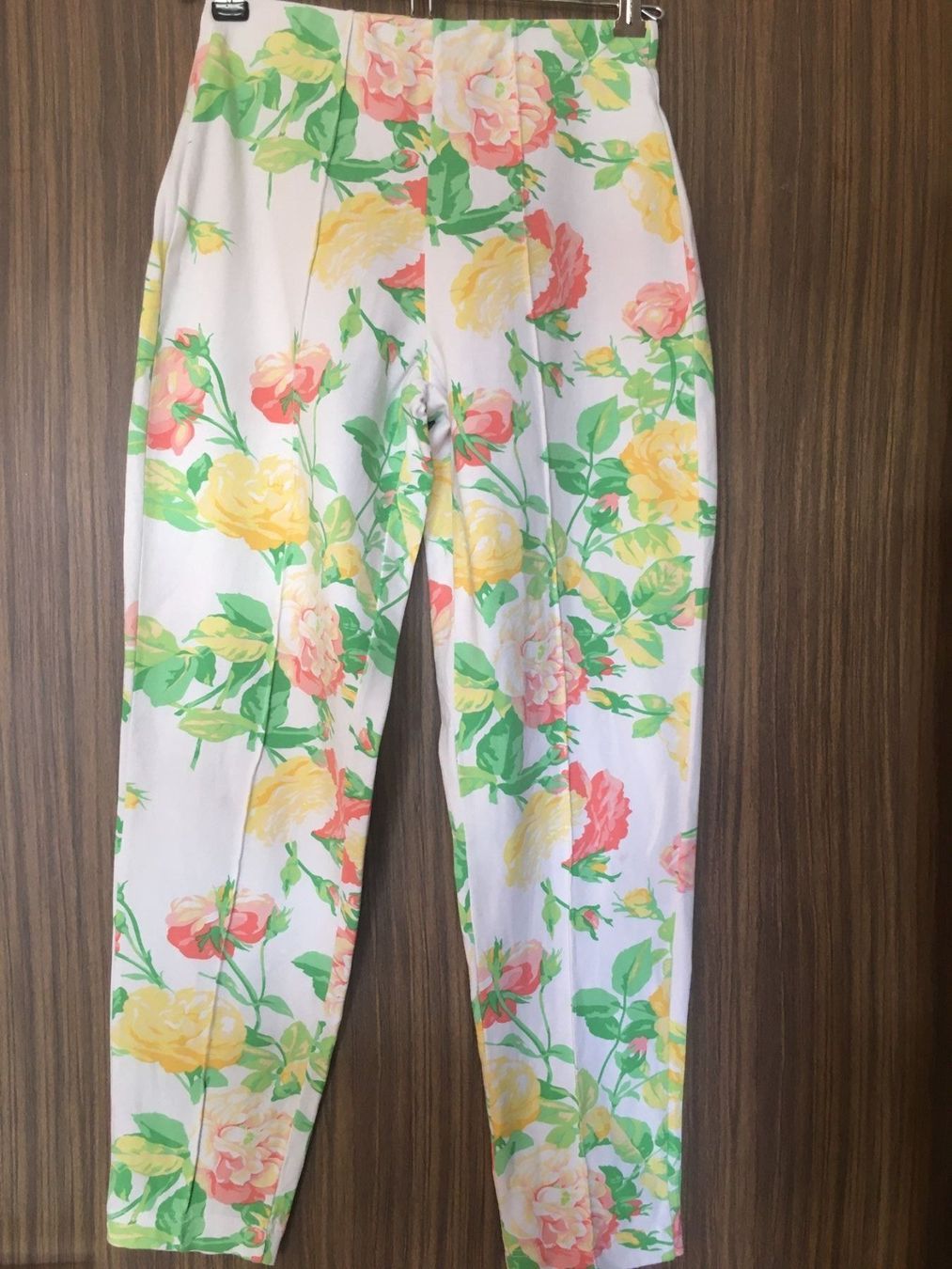 Monnalisa Leggings: MONNALISA florale Rosenleggings – Usato da Arni AG venduto da Mimo007 1