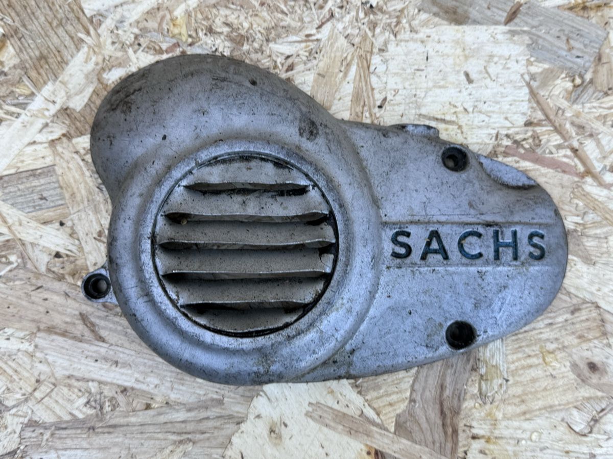 Parti ricambio per ciclomotori: Gebläsedeckel Sachs 502 original – Usato da Bolken venduto da si.x.las