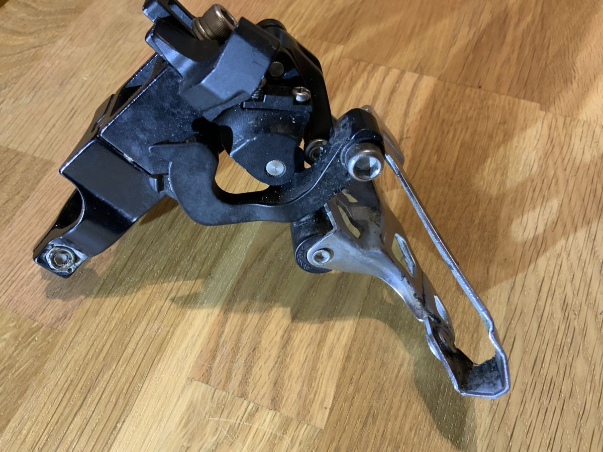 Shimano Pezzi di ricambio: Shimano Deore Wechsler FD-M616 – Usato da Rafz venduto da Cugnauls 1