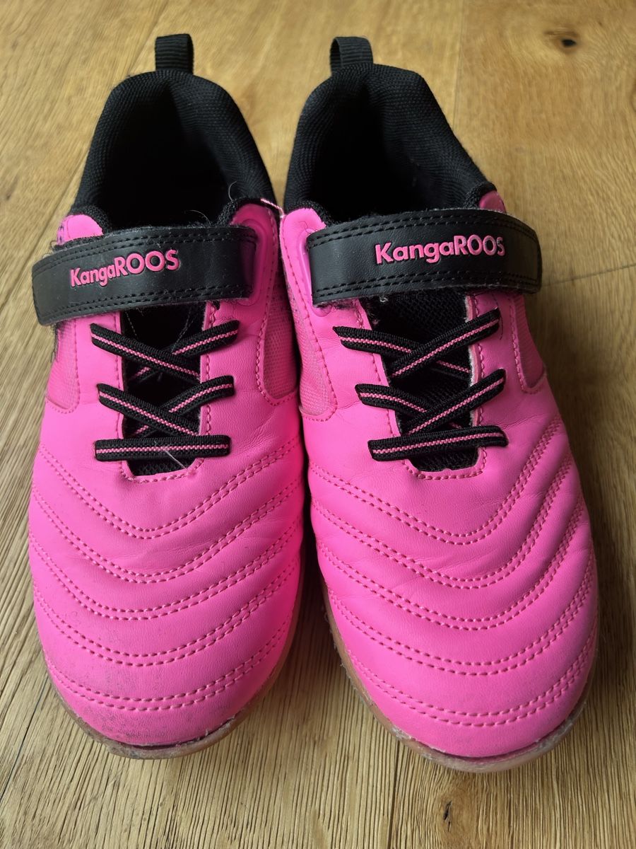 Scarpe per ragazze: KangaROOS Hot Pink Size 34 EU! – Usato da Thalwil venduto da mar_pvx7