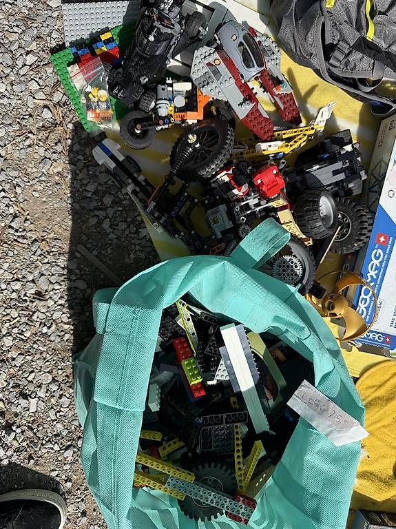 Lego Giocattoli: Lego und Lego Technik mix – Usato da Zürich venduto da Sashkica