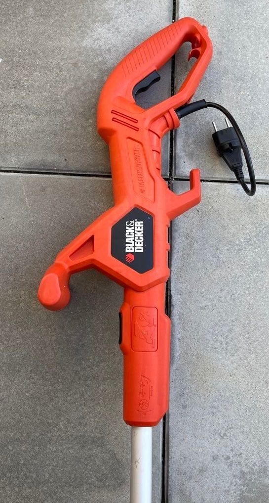 Tagliaerba: Rasentrimmer Black&Decker GL 652 – Usato da Siblingen venduto da Vany_McDougall 1