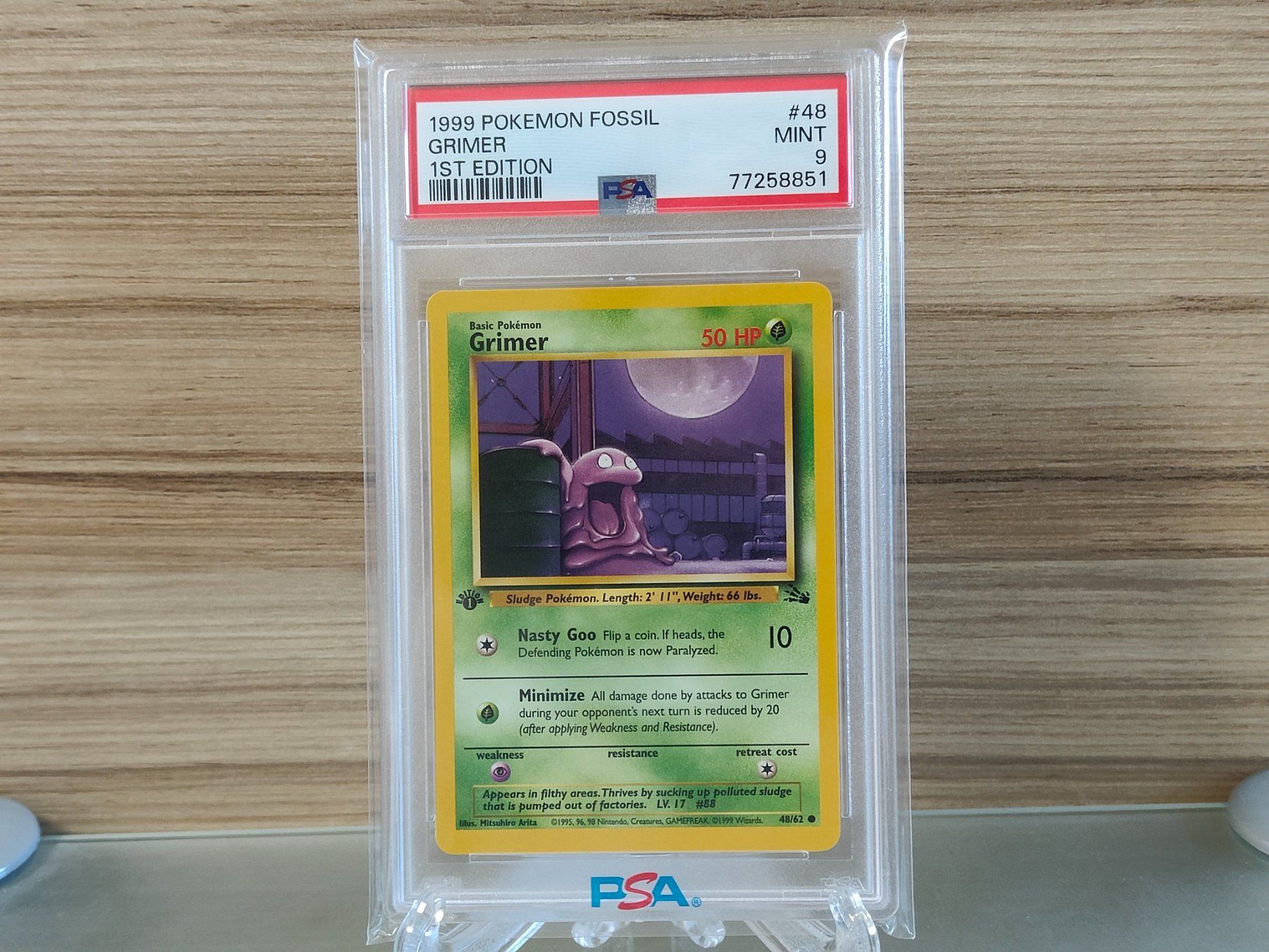 Pokémon Carte collezionabili: 1st Edition, Grimer #48 (PSA 9) Pokémon gradée – Nuovo e nell'imballaggio originale da Châtelaine venduto da Chompis
