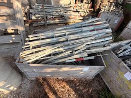 Posten mit Absperrständer (Lot 588) 6017 Ruswil