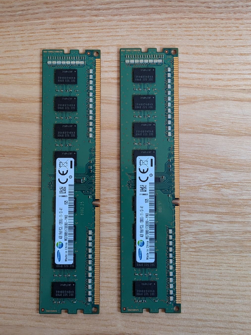 Samsung Harddisks: 2x Samsung 4GB DDR3 RAM Riegel  – Defekt aus Uebeschi von RafReu 1