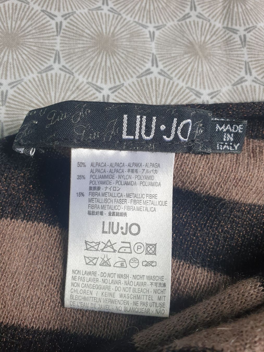 Liu Jo Maglioni & Felpe: Pullover Liujo asymetrisch gestreift Gr. 40 – Usato da Zürich venduto da yoarg 1
