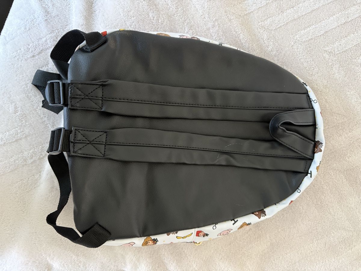 Zaini: Harry Potter Hogwarts Rucksack – Nuovo (secondo la descrizione) da Kirchberg SG venduto da kiki1402 2