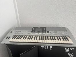 Yamaha Keyboard PSR-S 910