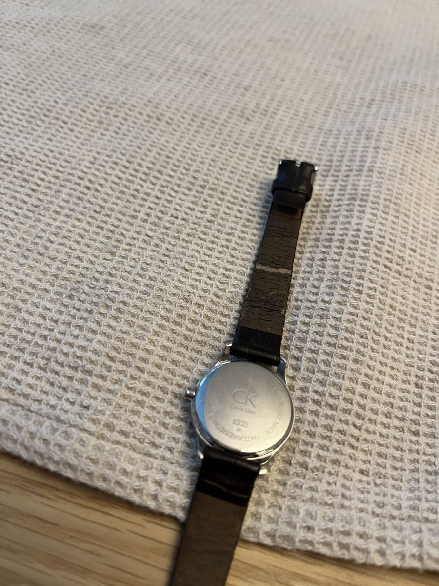 Calvin Klein Orologi: Calvin Klein Damenuhr – Usato da Biel/Bienne venduto da nurrund 1