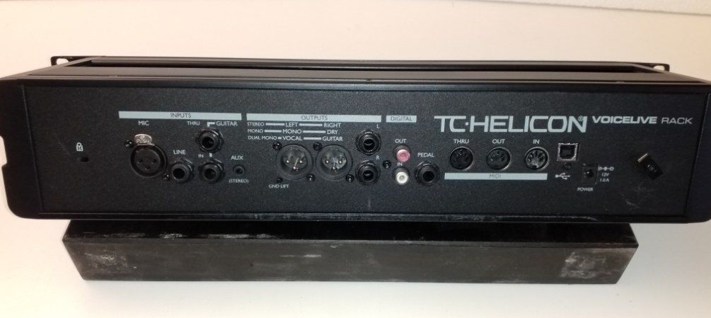 Musikinstrumente: TC-Helicon VoiceLive Rack – Gebraucht aus Magnedens von alfahr 4