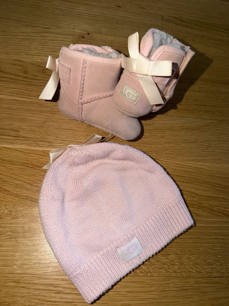 Scarpe per ragazze: UGG Set ,Grösse 0-6 Monate – Usato da Baden venduto da rin_2kly