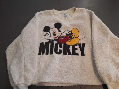 flauschiger Pullover H&M Micky Maus Gr. S 