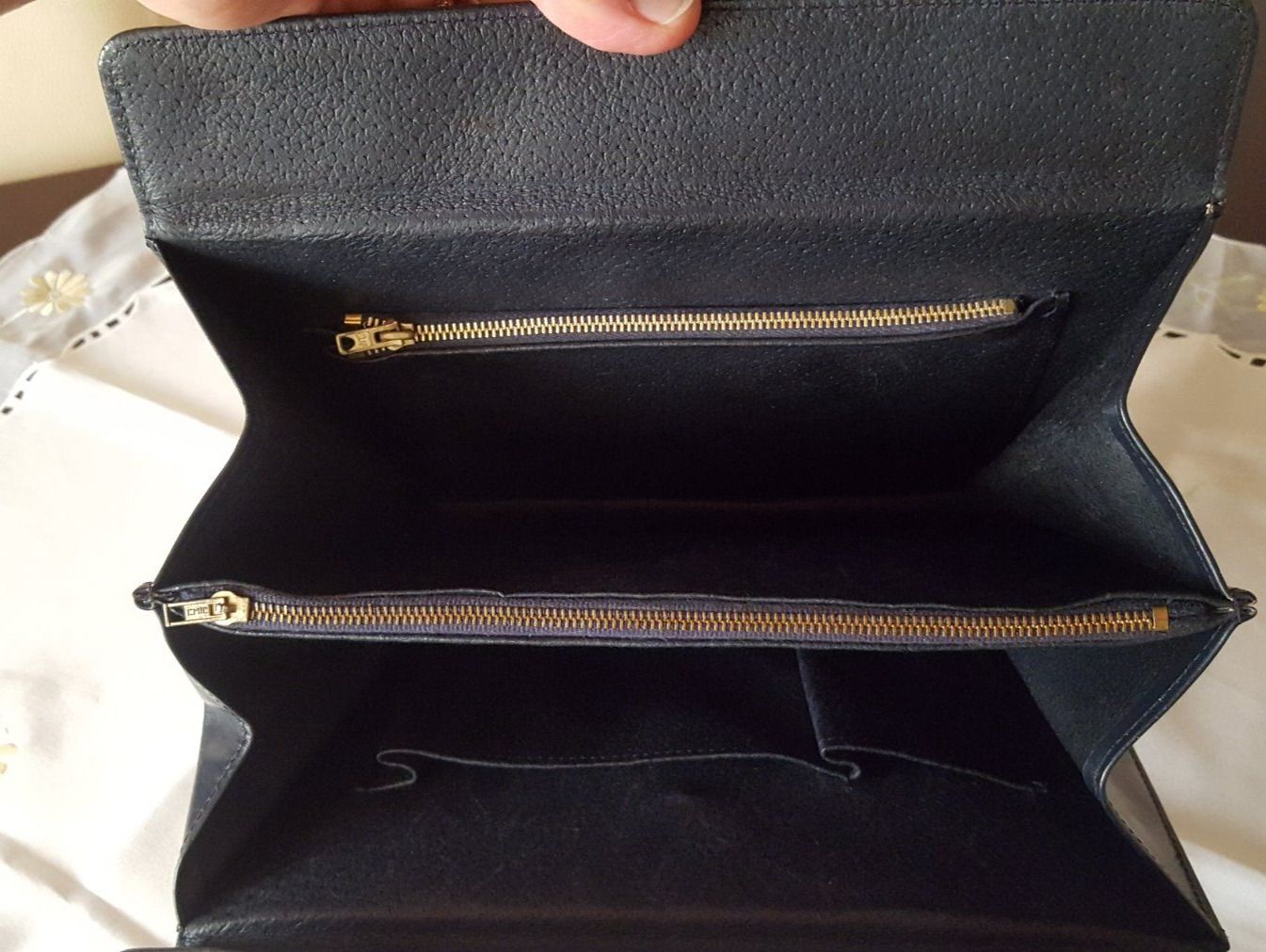 Borse da donna: Vintage Ledertasche/ Handtasche  dunkelblau – Usato da Arlesheim venduto da shopradl 3