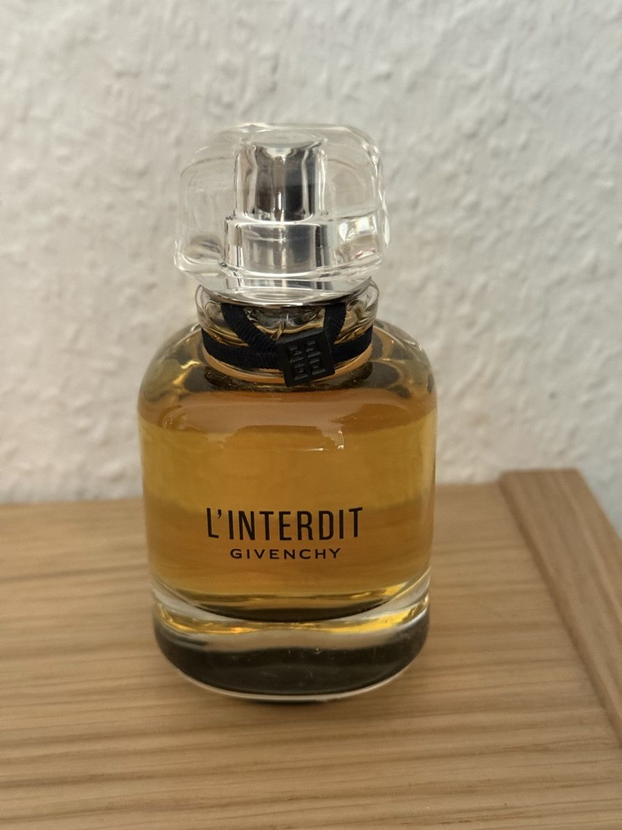 Givenchy Profumi & Eau de Toilette: Perfume Givenchy L'Interdit Eau de Parfum new-like condition – Nuovo (secondo la descrizione) da Genève venduto da ech_96wh