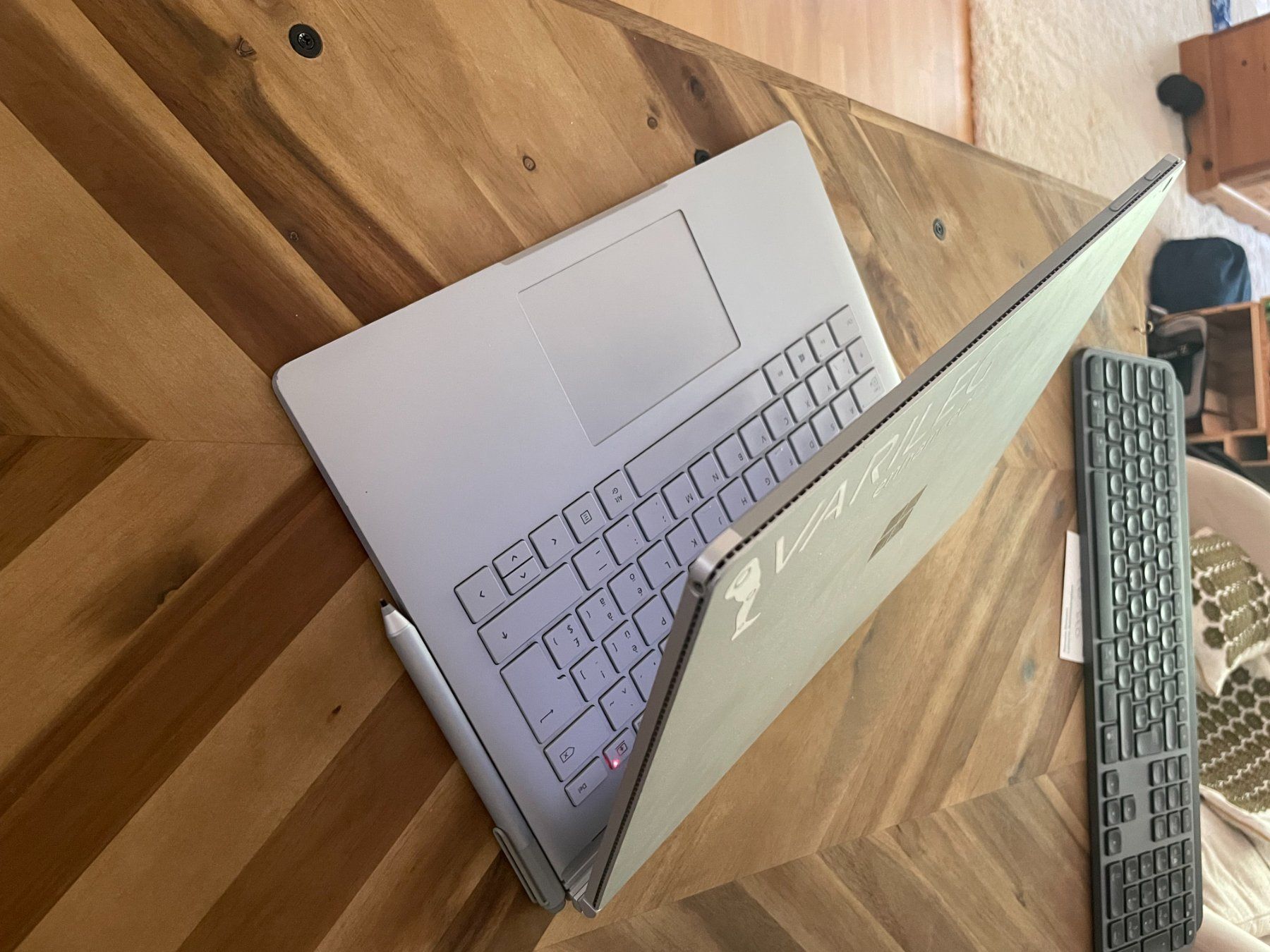 Microsoft Notebook: Microsoft Surface Book 13.5" i5 / 8 GB / 256 GB SSD - defekt – Difettoso da Liestal venduto da Seven92 1