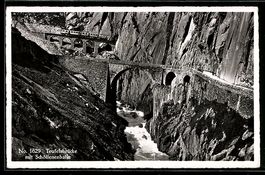 Schöllenen, Teufelsbrücke mit Schölle