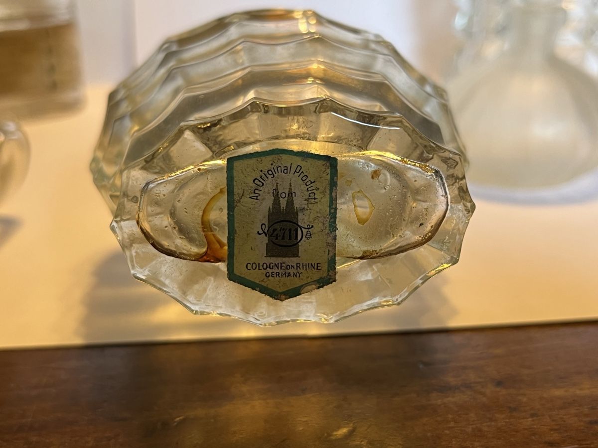 Profumi & Eau de Toilette: Parfümflaschen vintage.   #4 – Usato da Lugano venduto da Emi.2798 3