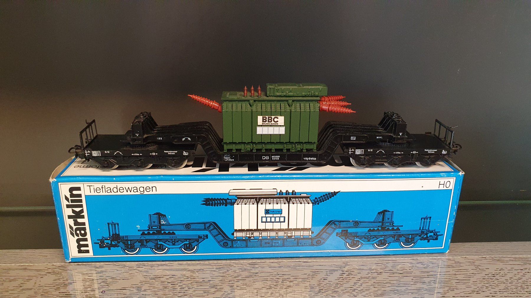 Märklin Modellini di ferrovie: MÄRKLIN: TRAFOWAGEN 4617 OVP – Usato da Biglen venduto da taunus82