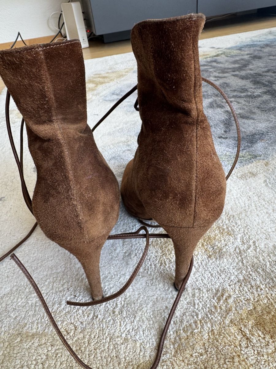 Scarpe da donna: Brown Suede Ankle Boots - Elegant Fall Lace-Up Style! – Usato da Thalwil venduto da 0041angel 3