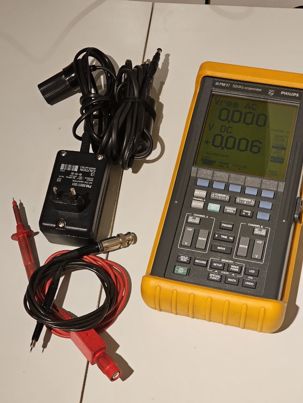 Philips Misurare: Philips PM97 50MHz Scopemeter – Usato da Baden venduto da rob_grh6 3