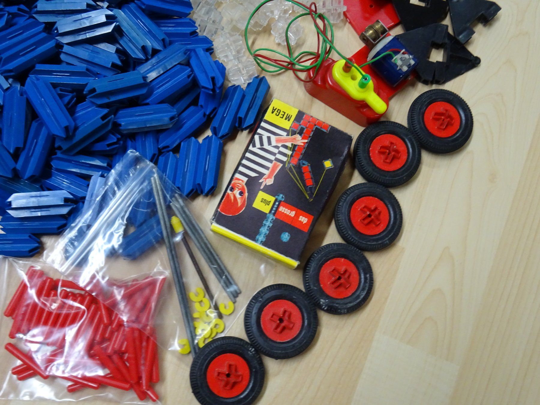 Spielzeuge: Vintage Bausteine MEGA System – Gebraucht aus Rothrist von heinrich1966 2