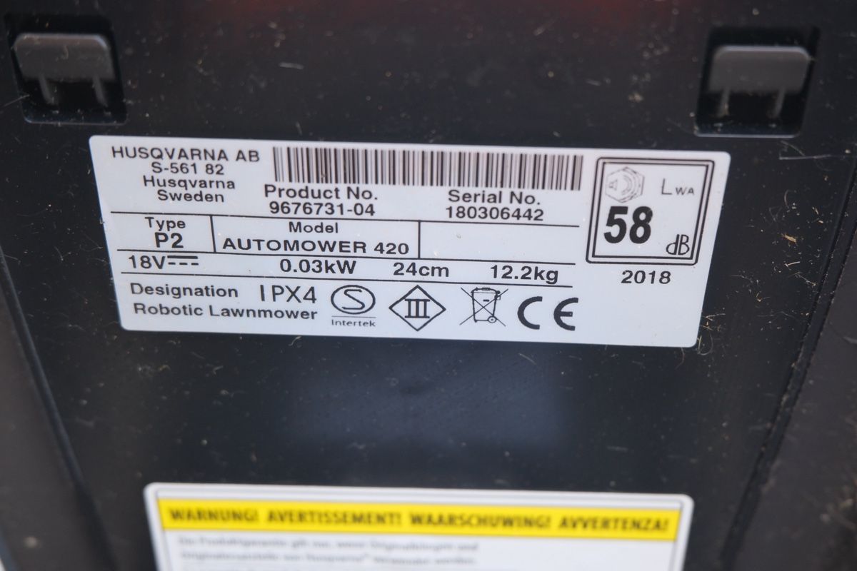 Husqvarna Tagliaerba: Husqvarna Automower 420 mit Original-Garage – Usato da Widnau venduto da lissy_melissa 5