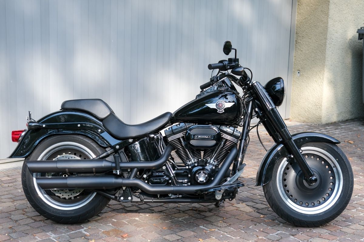 Harley-Davidson Chopper: Harley Davidson Fat Boy S – Gebraucht aus Zürich von oehlinsbt