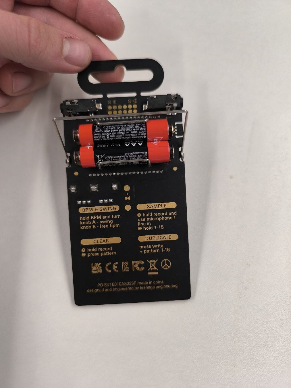 Teenage Engineering Strumenti musicali: PO 33 K.O! – Nuovo (secondo la descrizione) da Fribourg venduto da Biler4 1