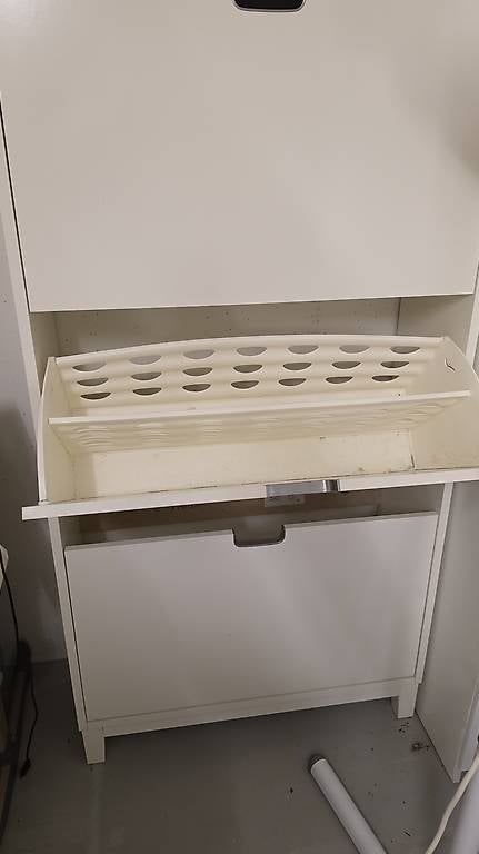 Schränke: Schuhschrank – Gebraucht aus Gelterkinden von Mrthebaamboom