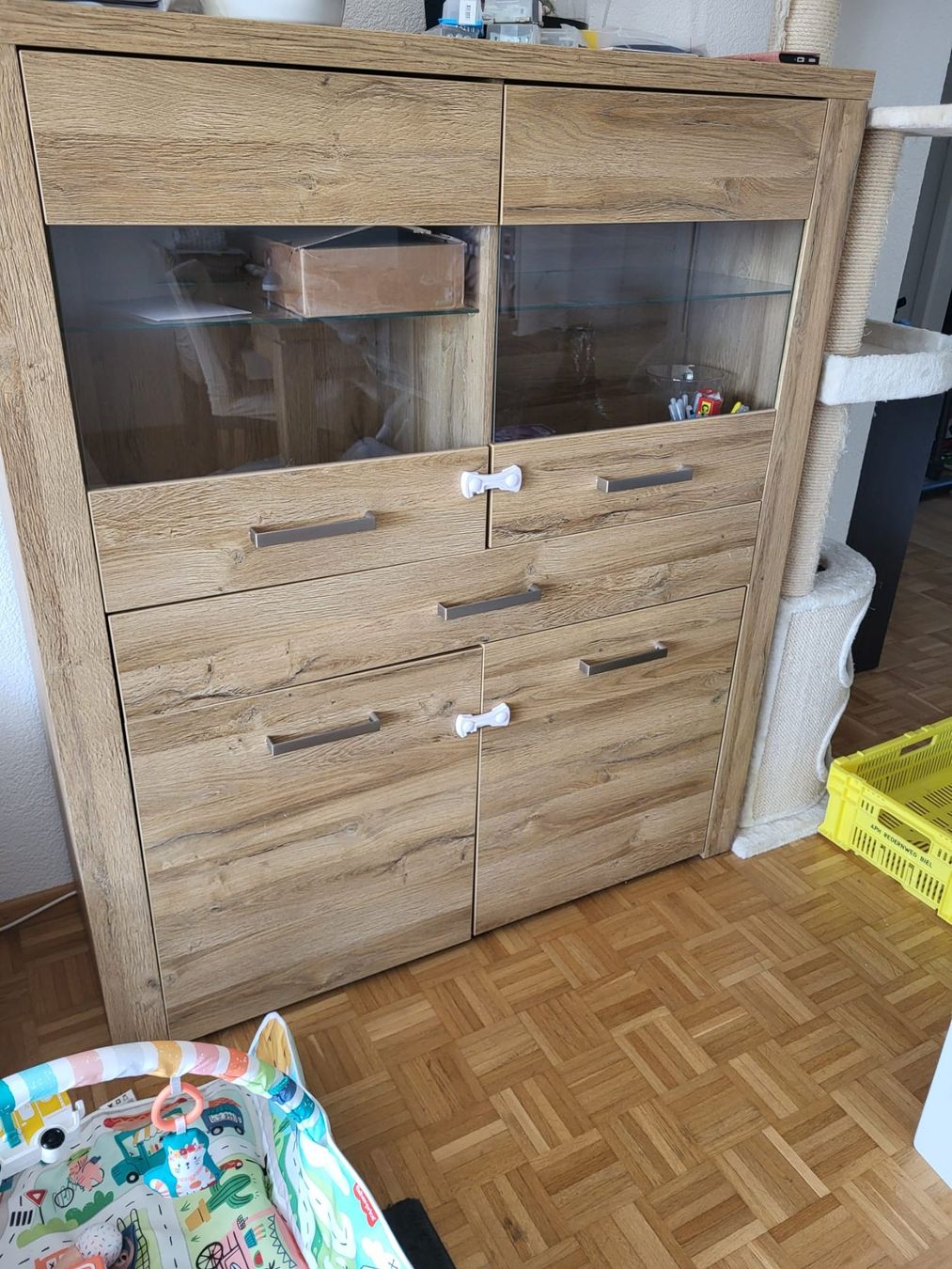 Conforama Vitrinen: Vitrine – Gebraucht aus Lyss von mic_h5nr