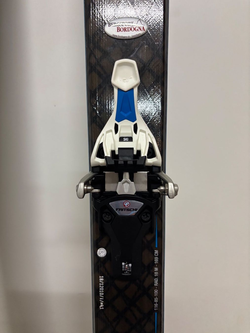 Movement Skis: Movement Ski, 169cm, Walk and Skii mit Fellen – Neu (gemäss Beschreibung) aus Oberbuchsiten von annaxlunax 1