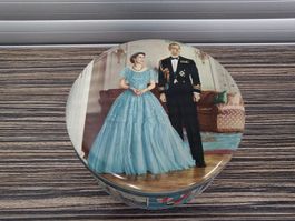 Blechdose mit Königin Elizabeth II und Prinz Philip