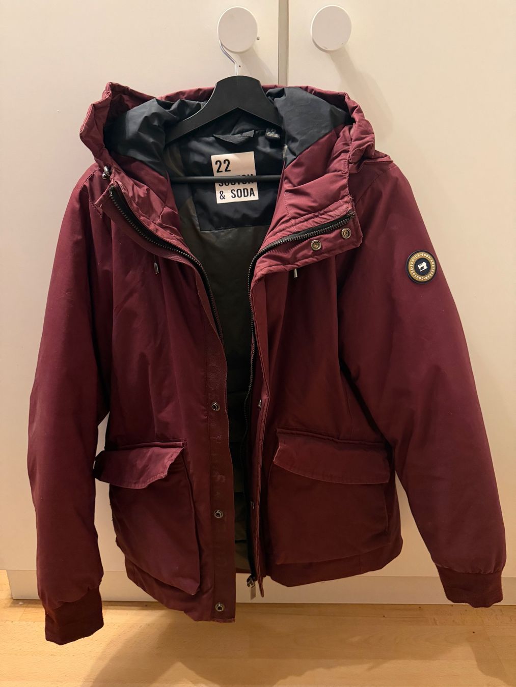 Giacche: Scotch and Soda Winterjacke – Usato da Zürich venduto da Fuentes
