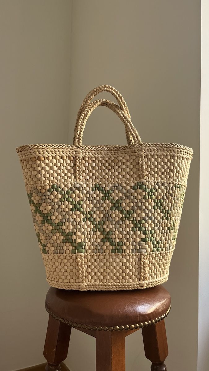Altro per la casa: VINTAGE HANDMADE RAFFIA GREEN MAXI BAG – Usato da Lugano venduto da yul_fhg2