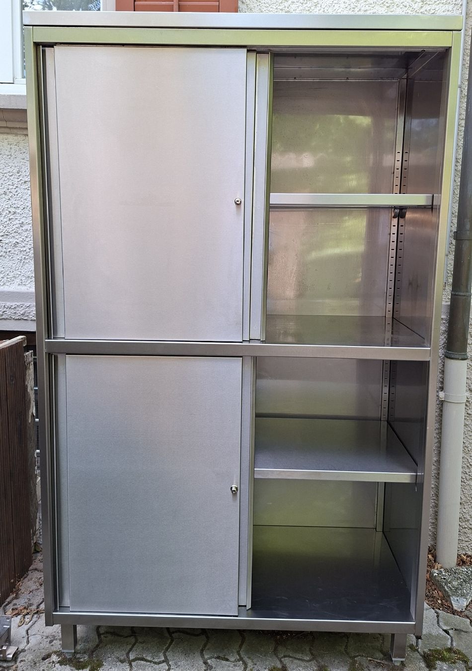 Armadi: CNS-Schrank – Usato da Oftringen venduto da Cremaster69 3