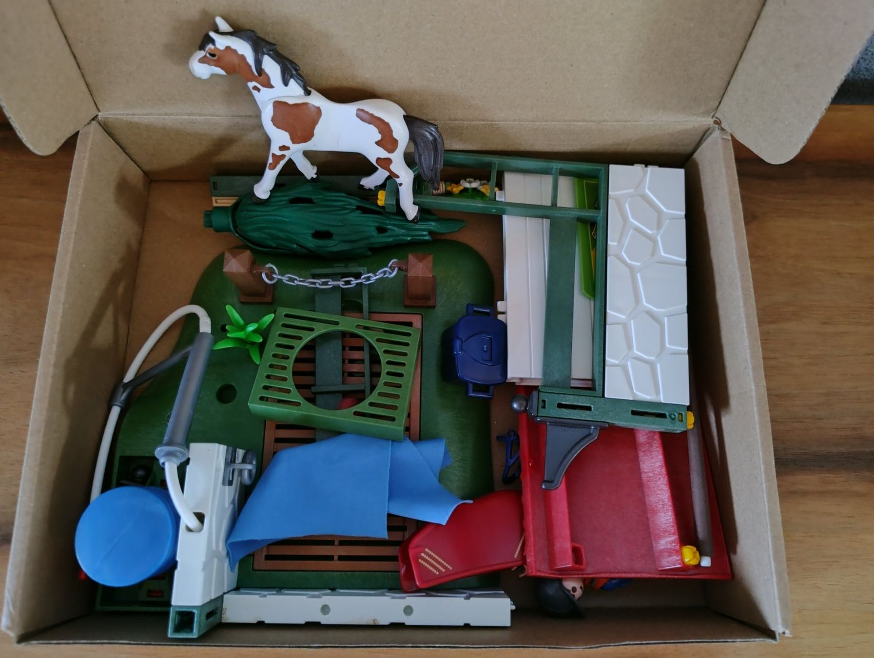 Playmobil Spielzeuge: Playmobil Pferde-Waschstation – Gebraucht aus Dallenwil von and-maia 1