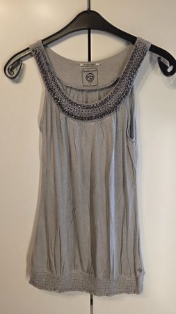 Damen Top one green elephant grau Grösse S Neu