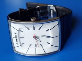 POLICE UHR