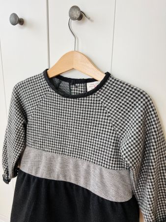 Zara 86 Kleid Schwarz, Grau, Streifen. Neu