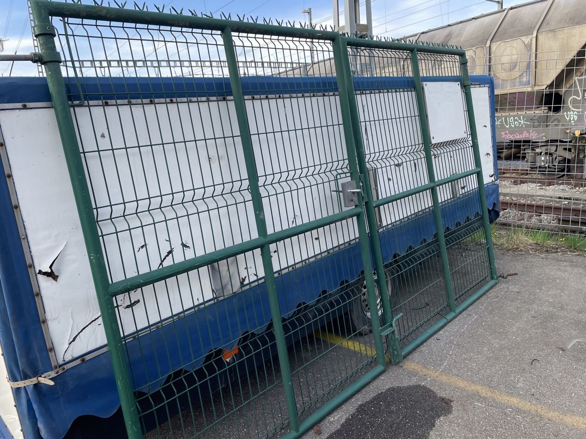 Sichtschutz: Zaun Tor – Gebraucht aus Oftringen von Box2 3