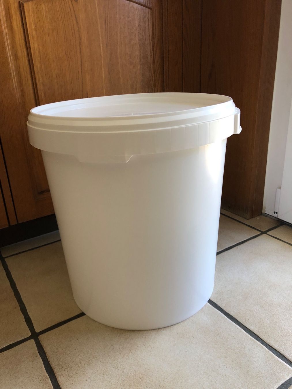 Sonstiges für Haushalt & Wohnen: 25 Liter Kessel leer – Gebraucht aus Arth von Vrecam51