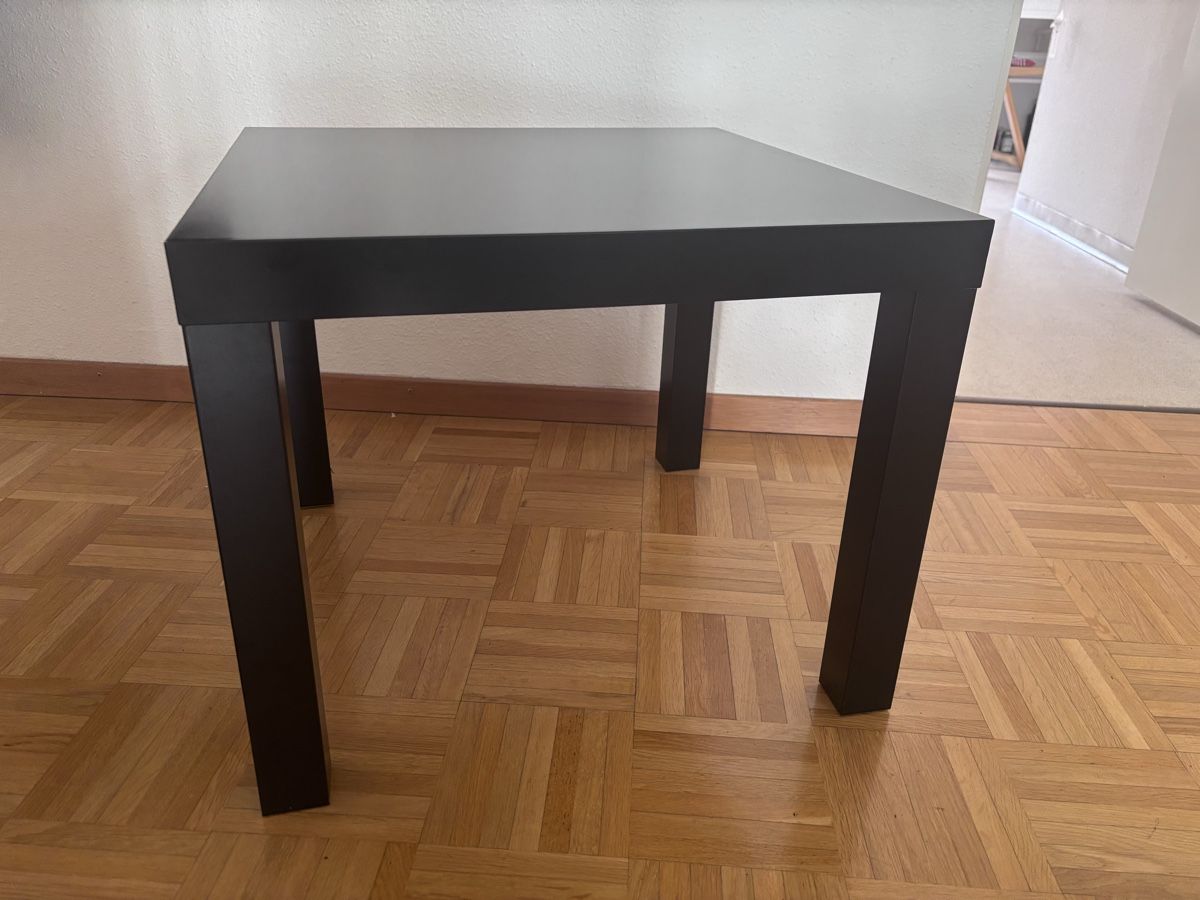 Tavoli: Beistelltisch Lack Ikea neu – Nuovo (secondo la descrizione) da Zürich venduto da Ellex