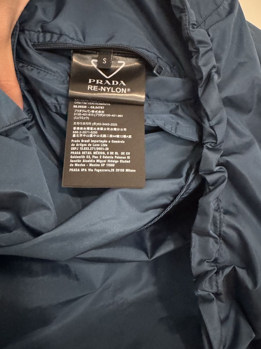 Giacche: Prada Jacke Re-Naylon – Nuovo (secondo la descrizione) da Wittenbach venduto da reseller_mkbwc 5